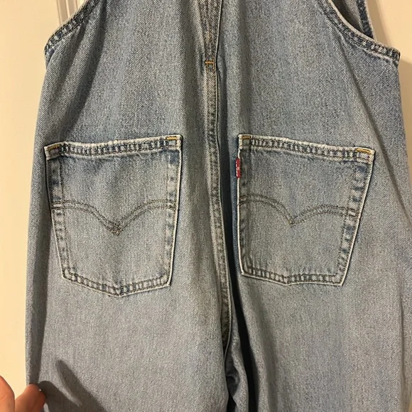 LEVIS Retro/Vintage Style Light Wash Distressed Denim Overalls - Picture 8 of 15